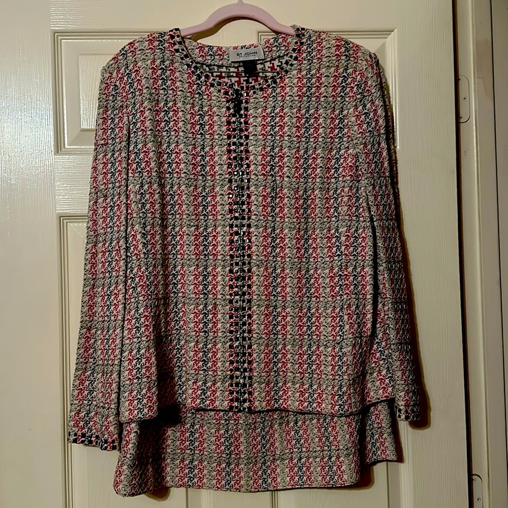 Beautiful 2 pc St John Outfit.